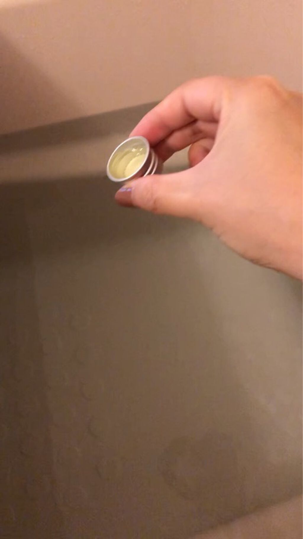 アロマバスエッセンス ラベンダーとオレンジ/ナチュラルアイランド/保湿系入浴剤の動画クチコミ5つ目