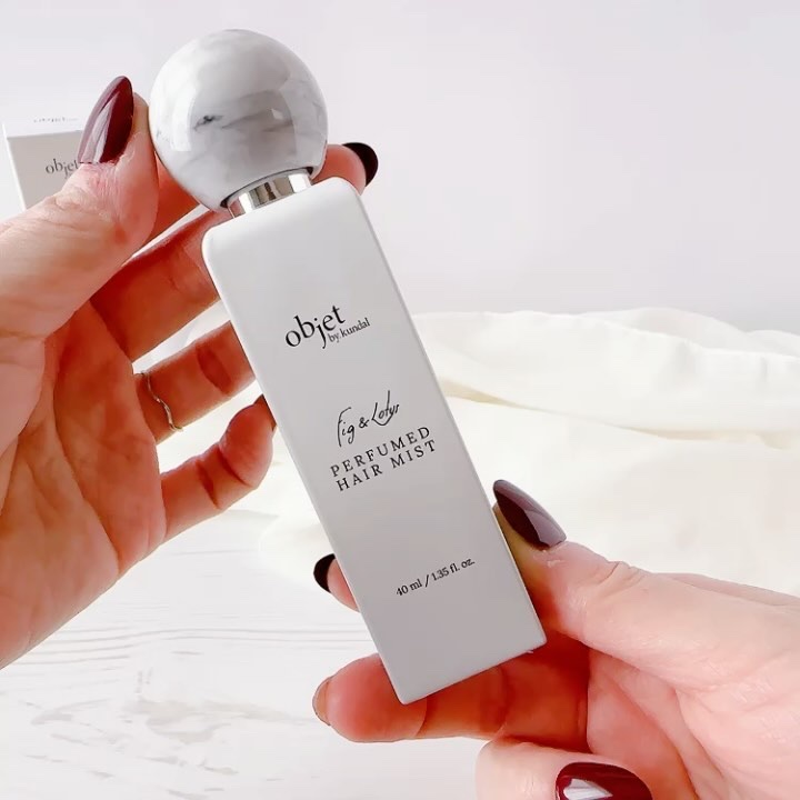 パフュームドヘアミスト フィグ＆ロータス/objet by kundal/アウトバストリートメントを使ったクチコミ（3枚目）