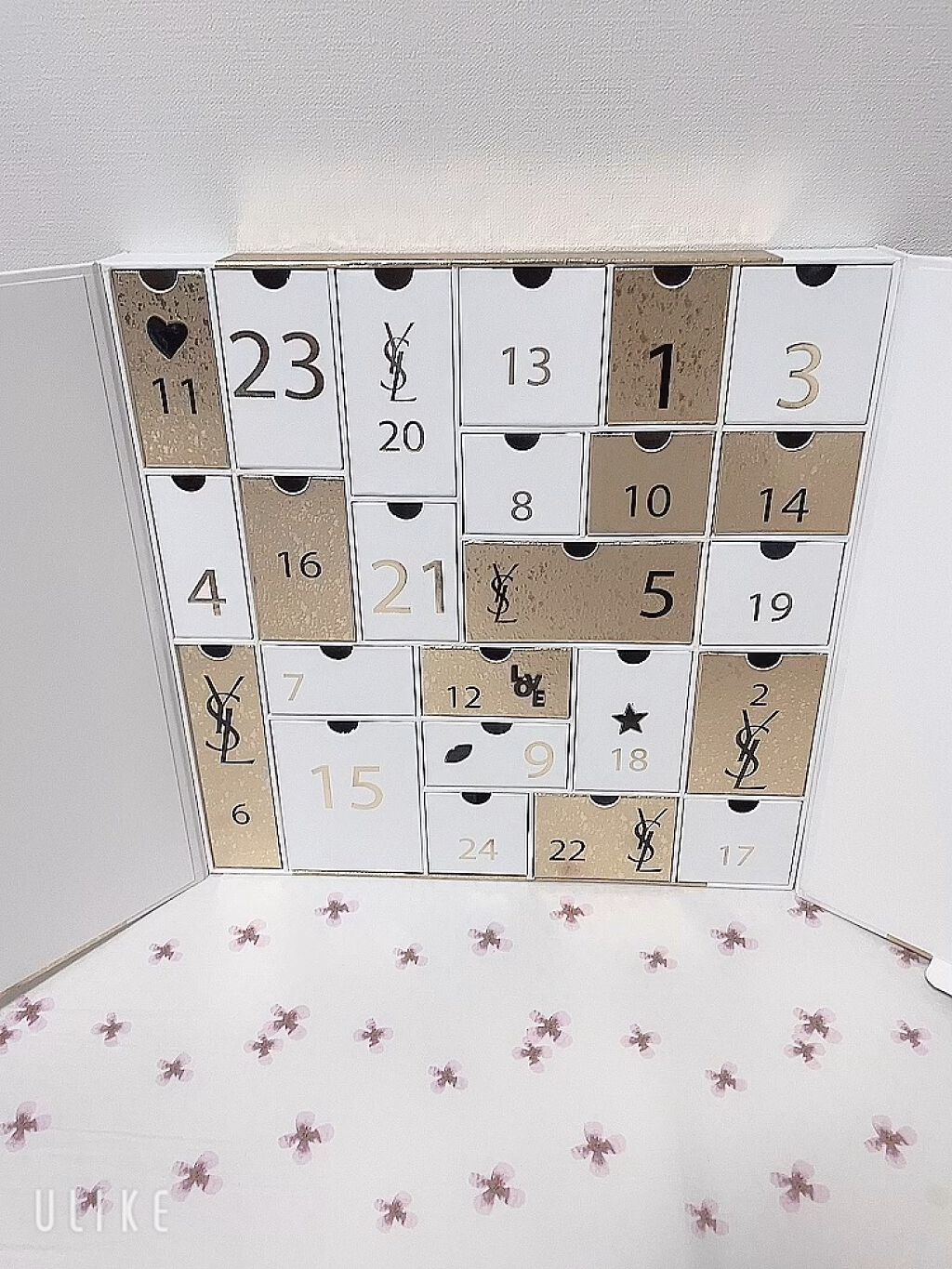 ノエル アドベント カレンダー /YVES SAINT LAURENT BEAUTE/メイクアップキットを使ったクチコミ（1枚目）