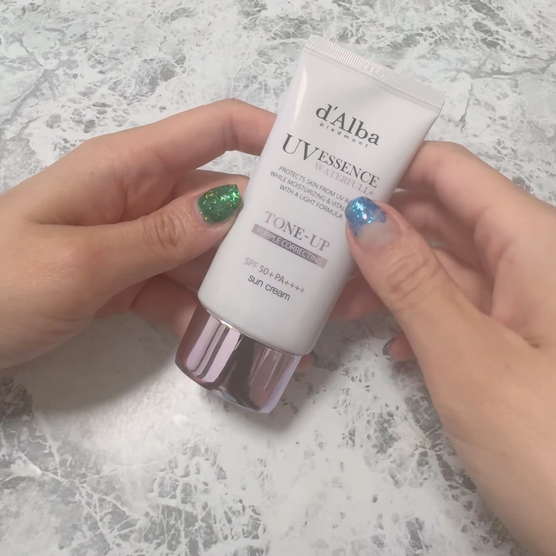 ダルバ ウォータフル トーンアップ サンクリーム(パープル)/ダルバ/日焼け止めクリームを使ったクチコミ（2枚目）