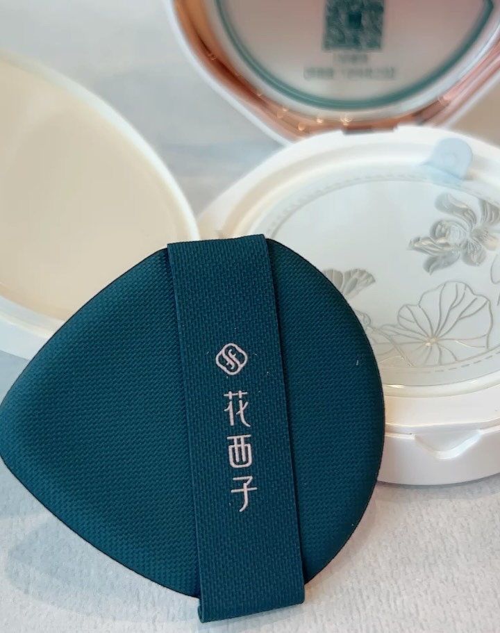 玉容桃花 クッションファンデーション（グロウ）/花西子/クッションファンデーションの動画クチコミ3つ目