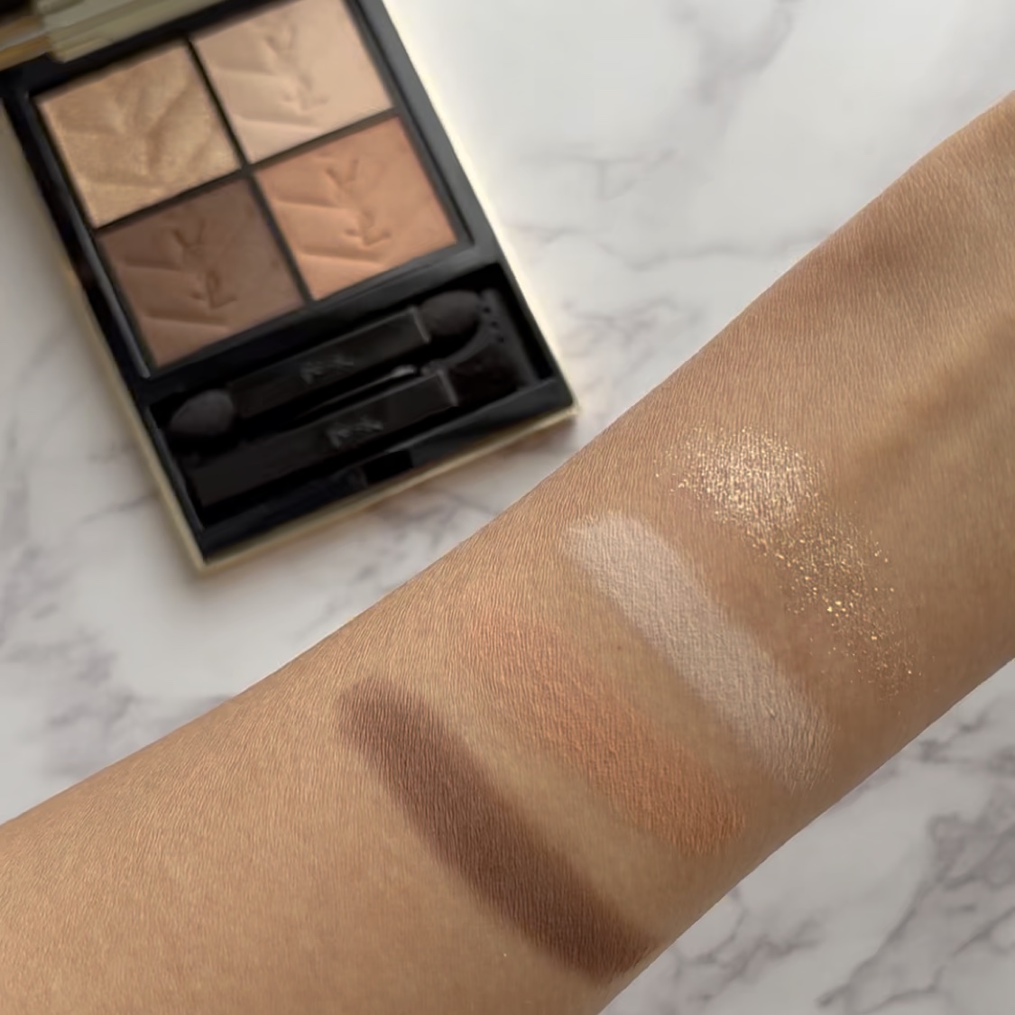 Yves Saint Laurent アイシャドウ、ベース、プライマー、ポーチ クチュール ミニ クラッチ / イヴ・サンローラン(パウダーアイ