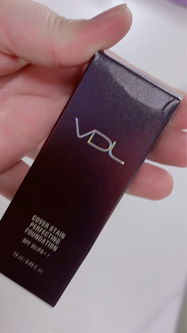 カバーステイン パーフェクティング ファンデーション/VDL/リキッドファンデーションの動画クチコミ1つ目