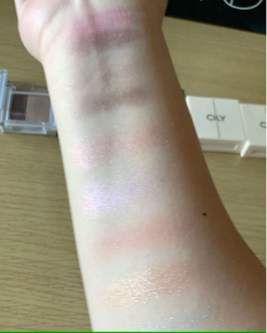 ツイングラデーションアイカラー/オルビス/アイシャドウパレットを使ったクチコミ（3枚目）