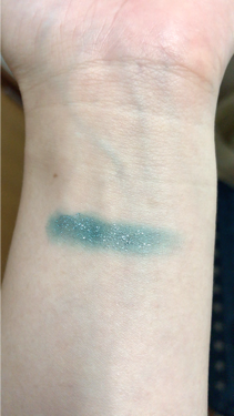 シークインクラッシュ 6 コンフィデント ヌード/YVES SAINT LAURENT BEAUTE/単色アイシャドウを使ったクチコミ（2枚目）