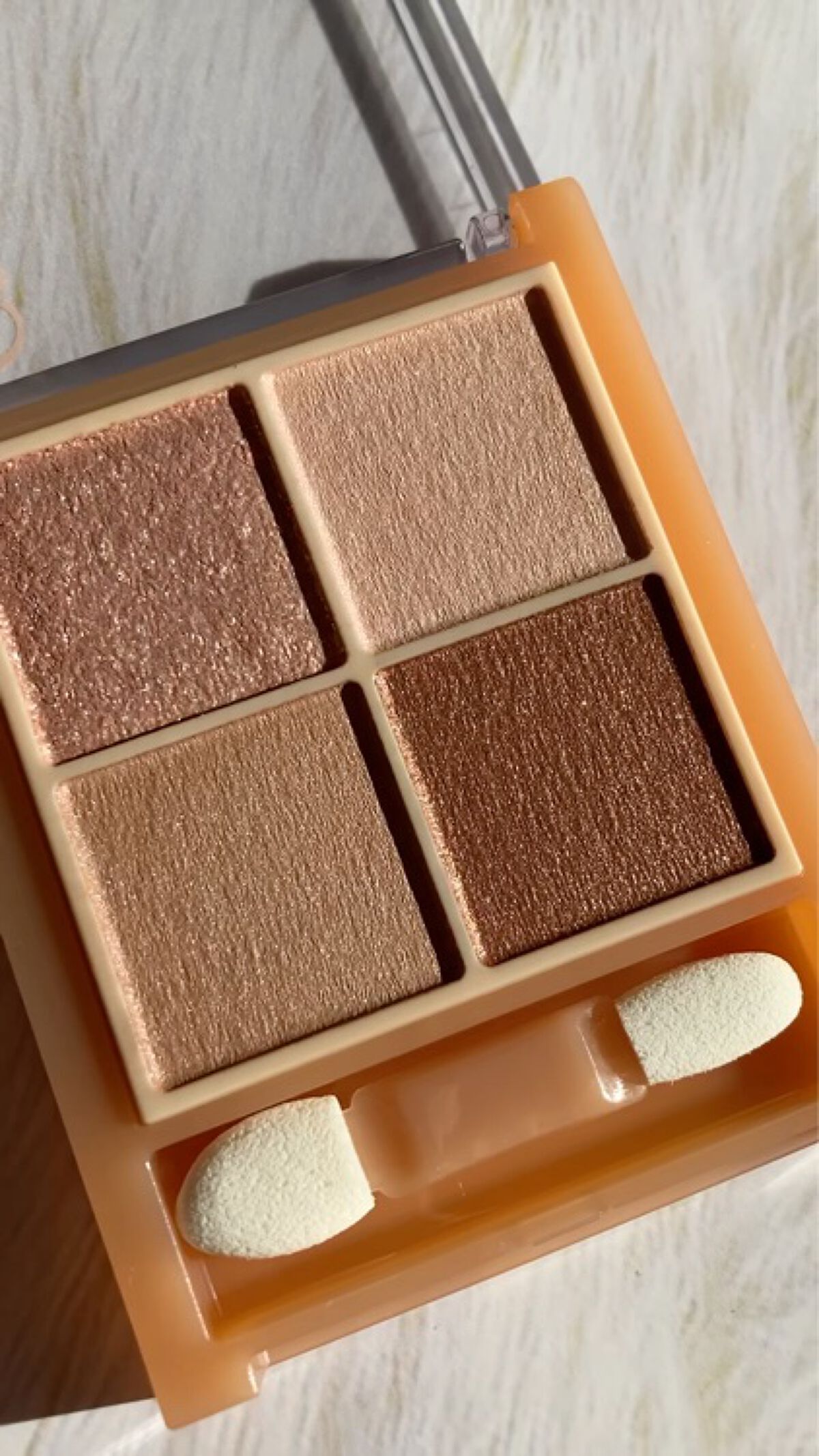 ベージュトーンアイシャドウ/CEZANNE/アイシャドウパレットを使ったクチコミ（2枚目）