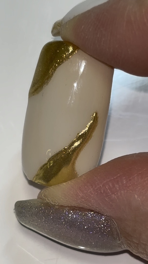 アイシングジェルネイル/セリア/ジェルネイルの人気ショート動画