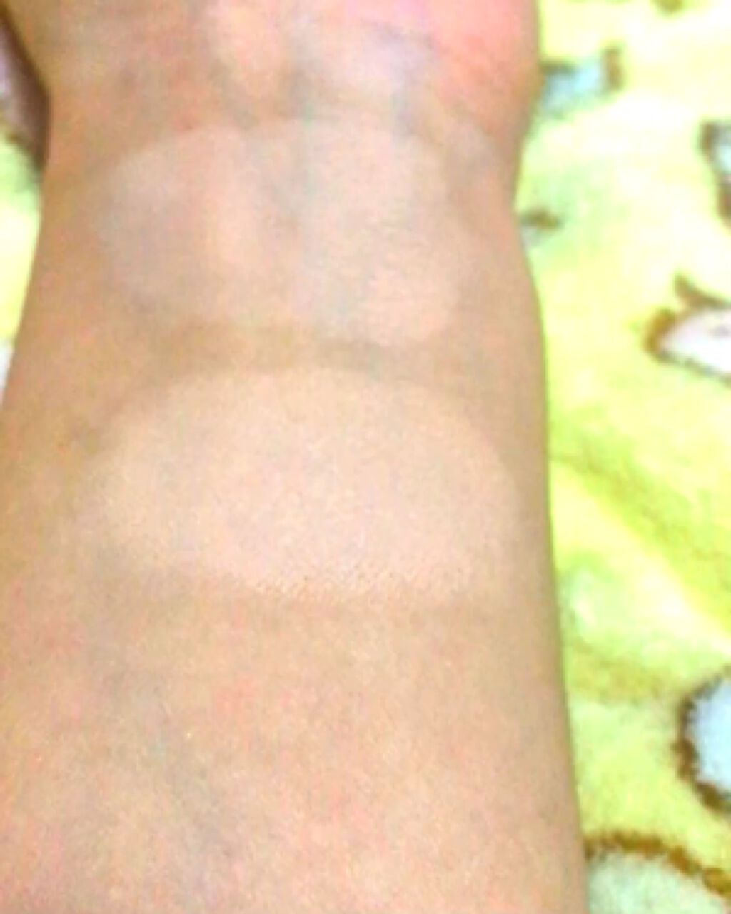 ザ ファースト クリーミーコンシーラー/MERZY/リキッドコンシーラーの動画クチコミ4つ目