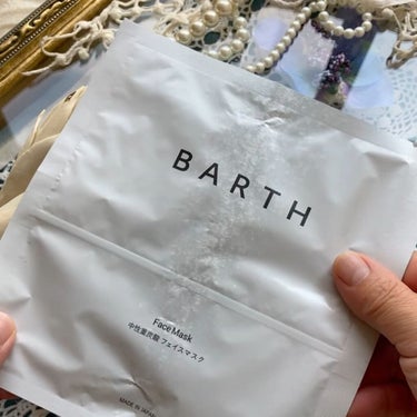 BARTH 中性重炭素フェイスマスクのクチコミ「𓅪𓂃 𓈒𓏸
～常識が変わる、中性重炭酸～

@barth_rt_official 
┈┈┈┈┈.....」（3枚目）