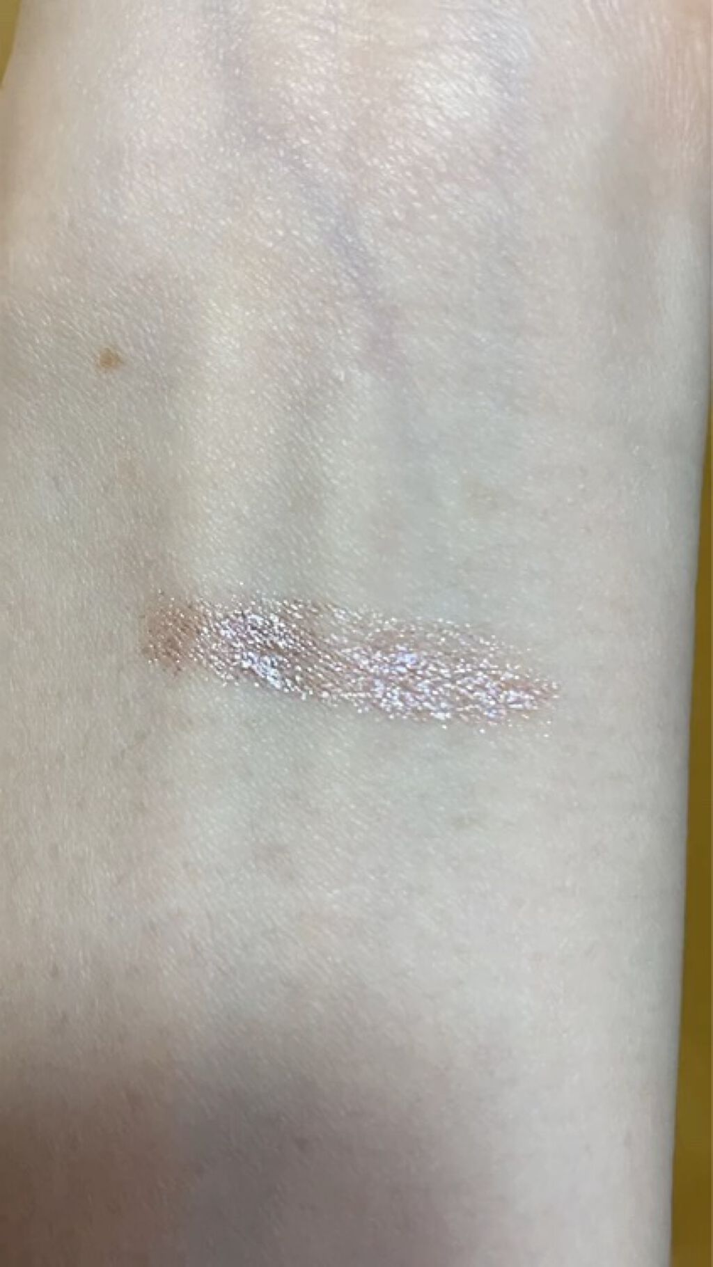 スターダイヤモンドストリーマーリキッドアイシャドウ/HEXZE（ヘックスゼ）/リキッドアイシャドウを使ったクチコミ（2枚目）