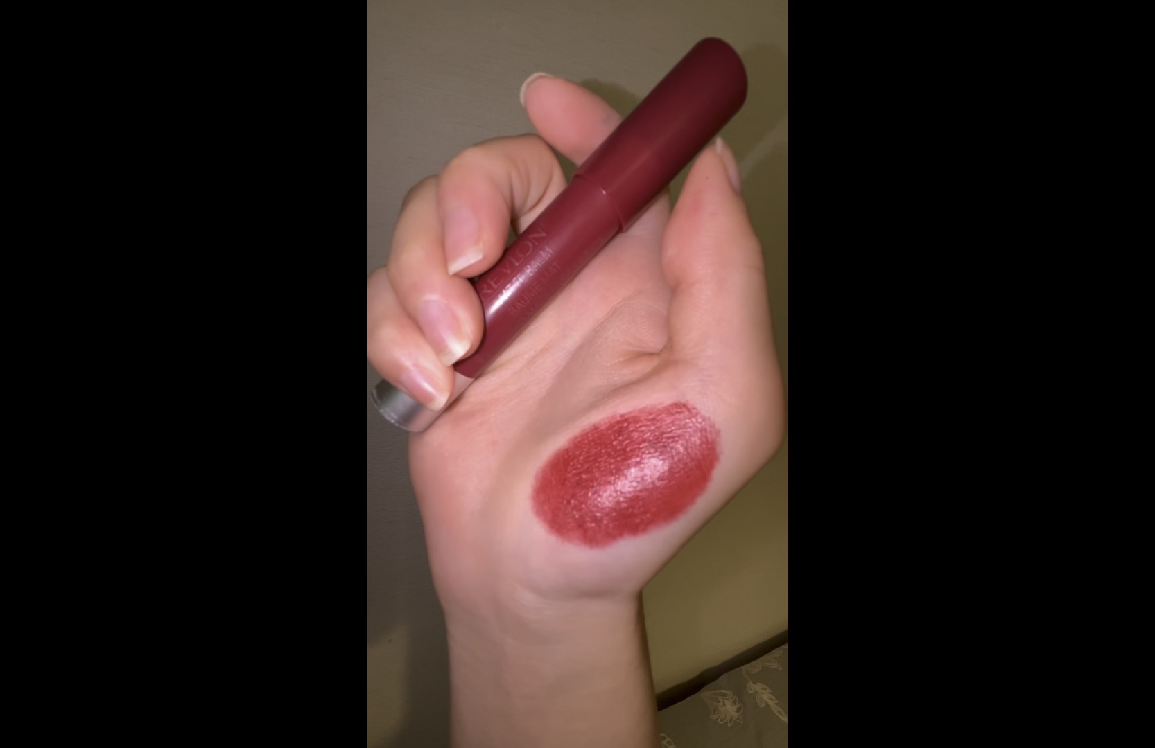 マット バーム/REVLON/口紅の動画クチコミ1つ目