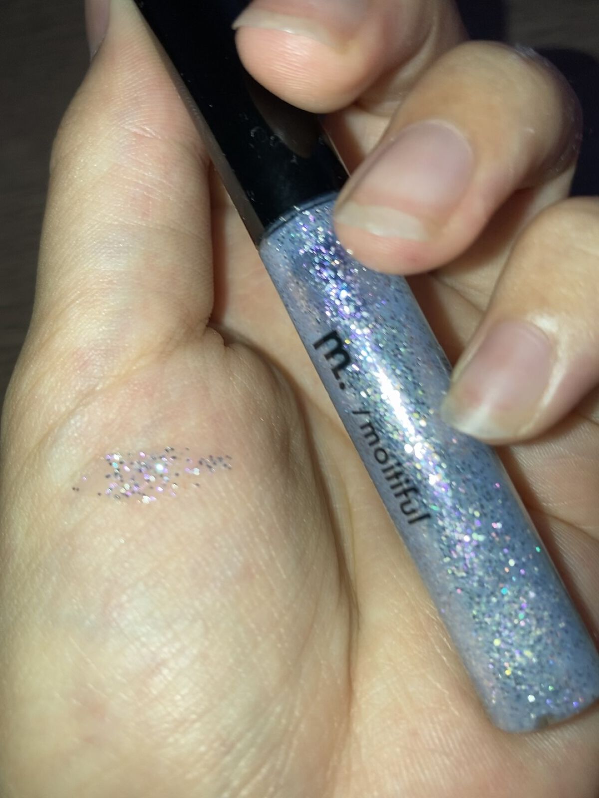 グリッターライナー(MFL リキッドアイシャドウ)/moitiful/グリッターの人気ショート動画