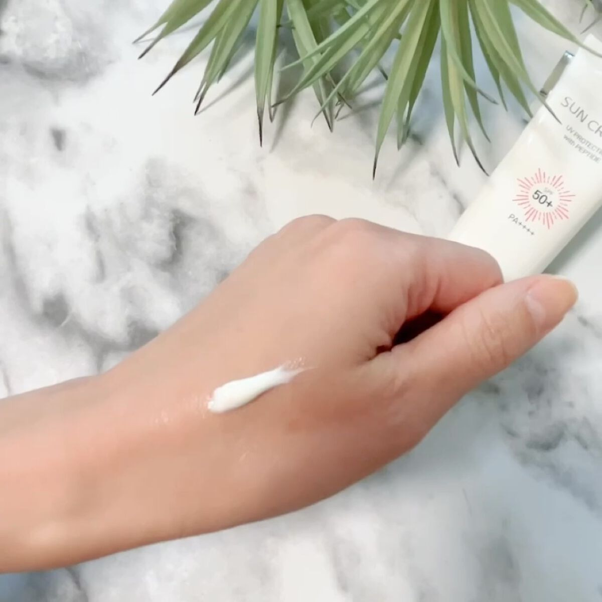 サンクリーム＋/ DermaJ/日焼け止めクリームを使ったクチコミ（3枚目）