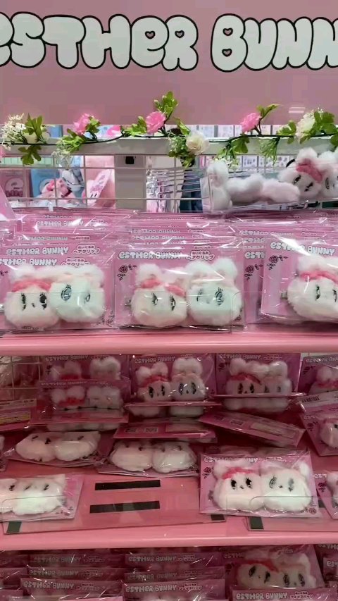 エスターバニー大人気ヘアピン黒です^_^ 試してみたヘアーバンド エスターバニーのリアルな口コミ・レビュー