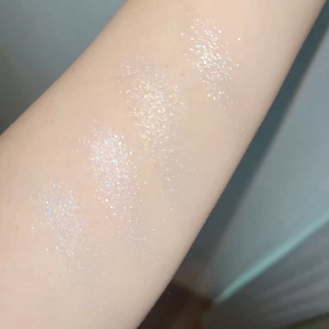 ディオール バックステージ フェイス グロウ パレット/Dior/ハイライトを使ったクチコミ（2枚目）