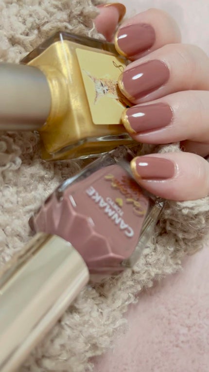 カラフルネイルズ/キャンメイク/マニキュアの人気ショート動画