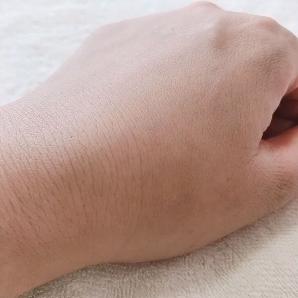 ナチュラルUVケアクリーム/efferal/日焼け止めクリームの動画クチコミ3つ目