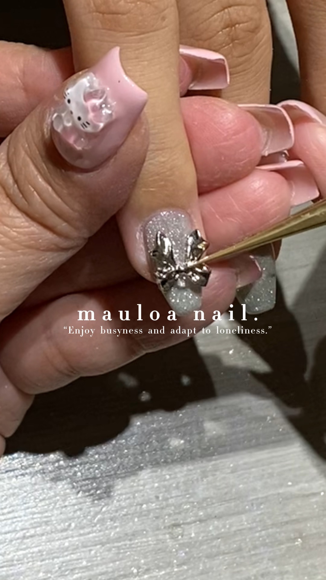 #フレンチネイル,#ネイル,#アートネイル,#夏ネイル,#ミラーアートネイル,#フレンチネイル,#サマーネイル,#リボンネイル,#手書きアートネイル,#ミラーアートネイル,#パーツネイル,#ミラーネイル,#フラッシュネイル,#天王寺ネイル,#マグネットネイルのネイルデザイン