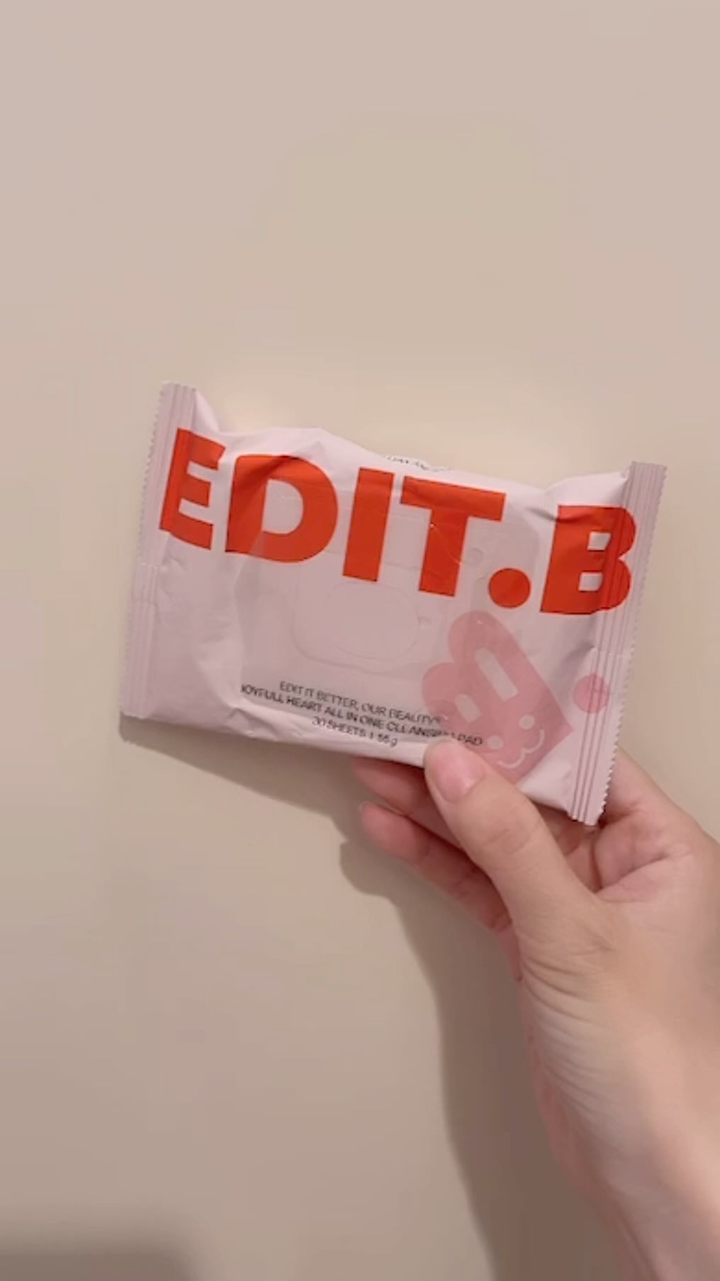 ジョイフルハートオールインワンクレンジングパッド/EDIT.B/クレンジングシートの動画クチコミ1つ目