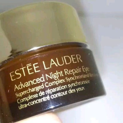 アドバンス ナイト リペア アイ SR コンプレックス/ESTEE LAUDER/アイケア・アイクリームの人気ショート動画