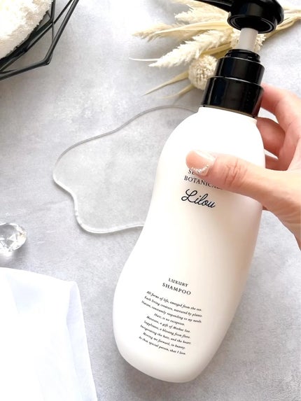 Lilou リル ラグジュアリーシャンプー/トリートメント/Lilou/市販シャンプーを使ったクチコミ(2枚目)