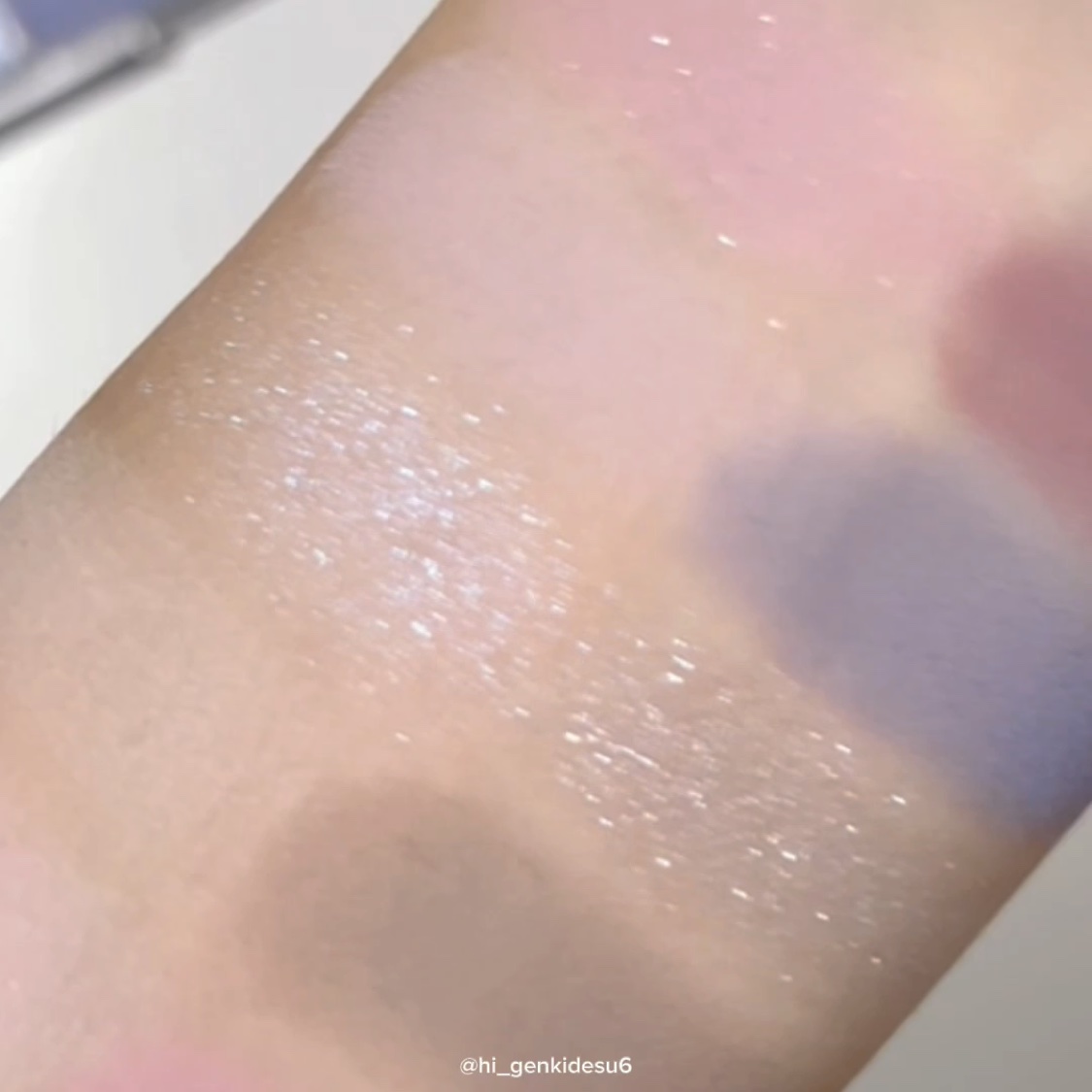 モアレパレット/MUZIGAE MANSION/アイシャドウパレットの動画クチコミ5つ目