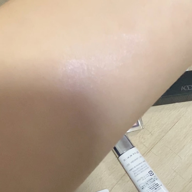 スキンプロテクター/ADDICTION/日焼け止めミルクを使ったクチコミ（2枚目）