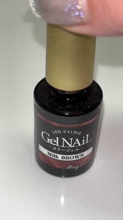 ジェルネイル(ライト対応)/セリア/ジェルネイルの人気ショート動画