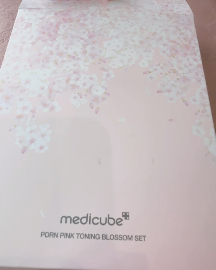 コラーゲンナイトラッピングマスク/MEDICUBE/洗い流すパック・マスクを使ったクチコミ（1枚目）