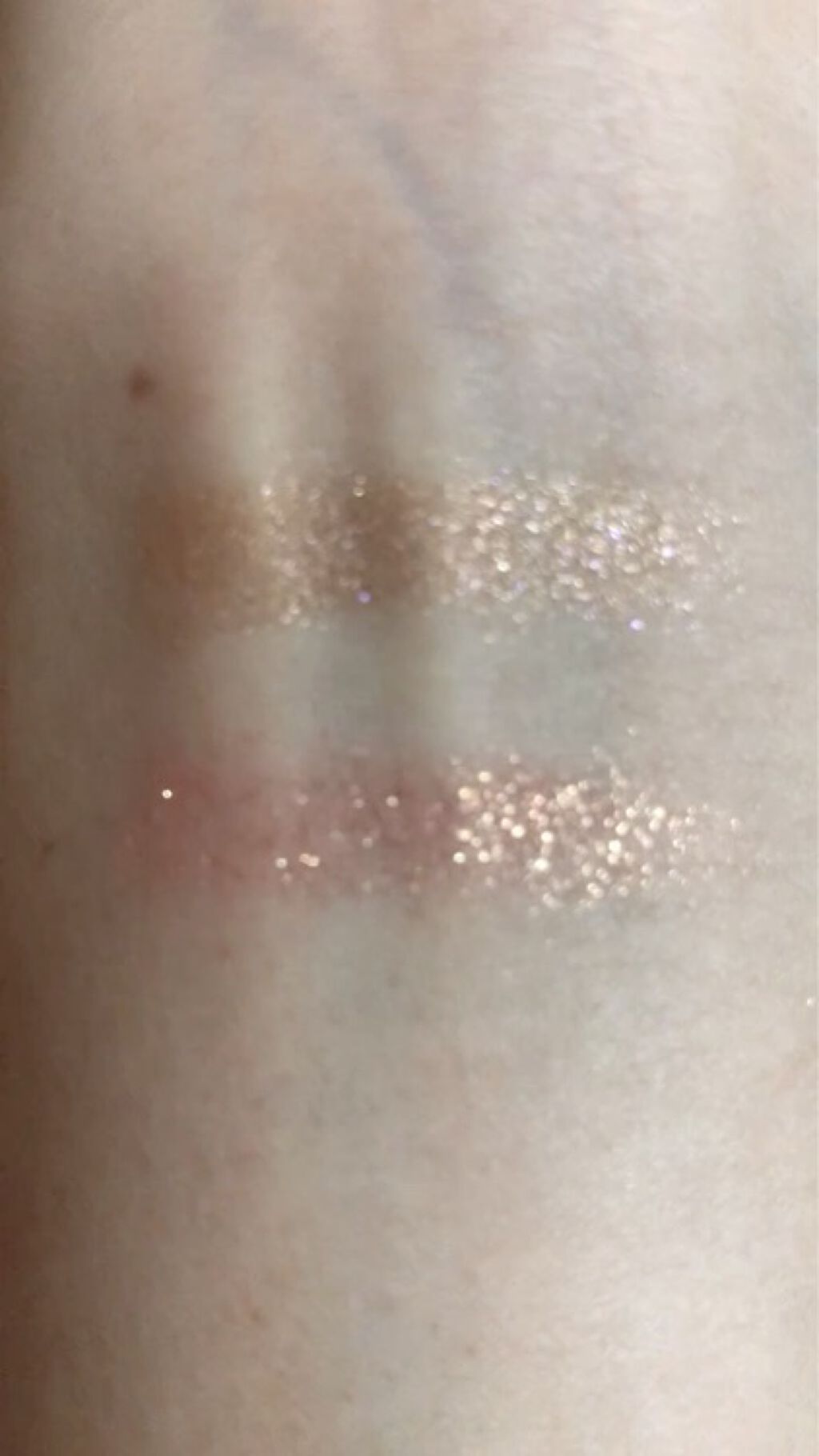 jelly much shadow/ColourPop/ジェル・クリームアイシャドウを使ったクチコミ（2枚目）