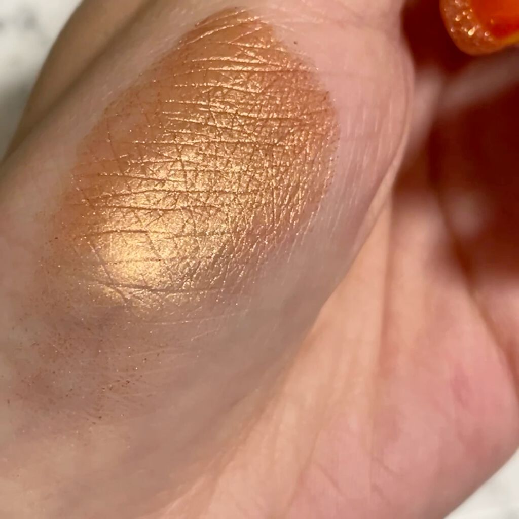 スモール アイシャドウ/M・A・C/単色アイシャドウの動画クチコミ2つ目