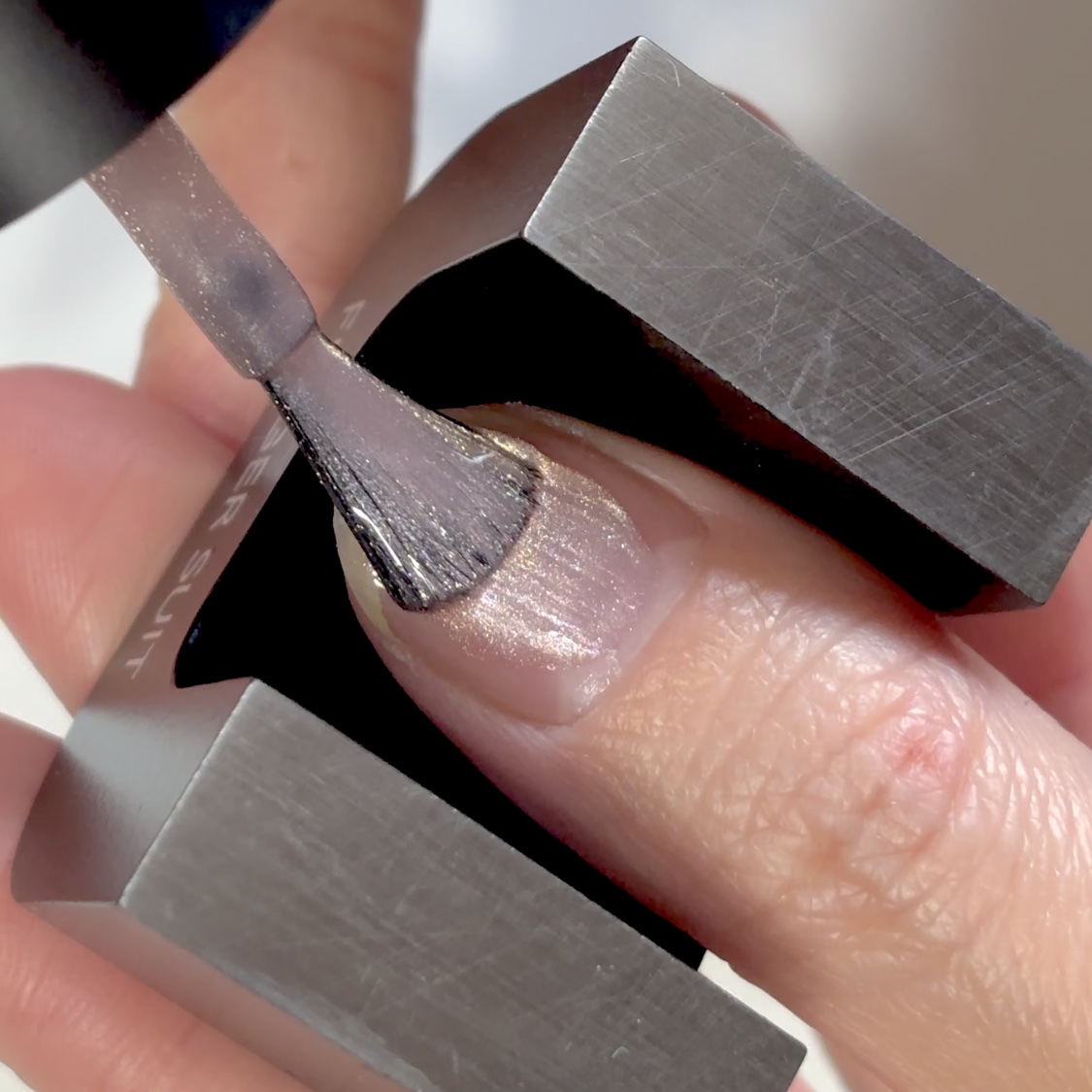 FINGER SUIT ネイルポリッシュ/FINGER SUIT/マニキュアの動画クチコミ1つ目