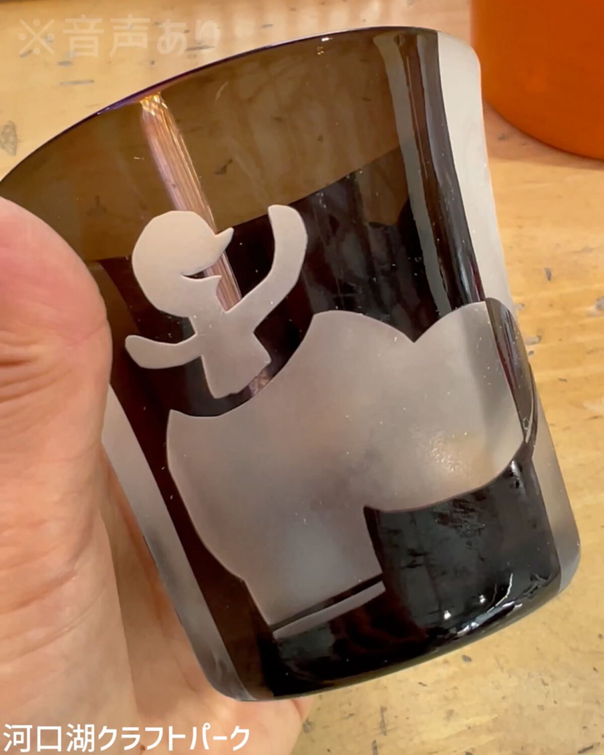 シャドーカスタマイズ/MAJOLICA MAJORCA/単色アイシャドウを使ったクチコミ（3枚目）