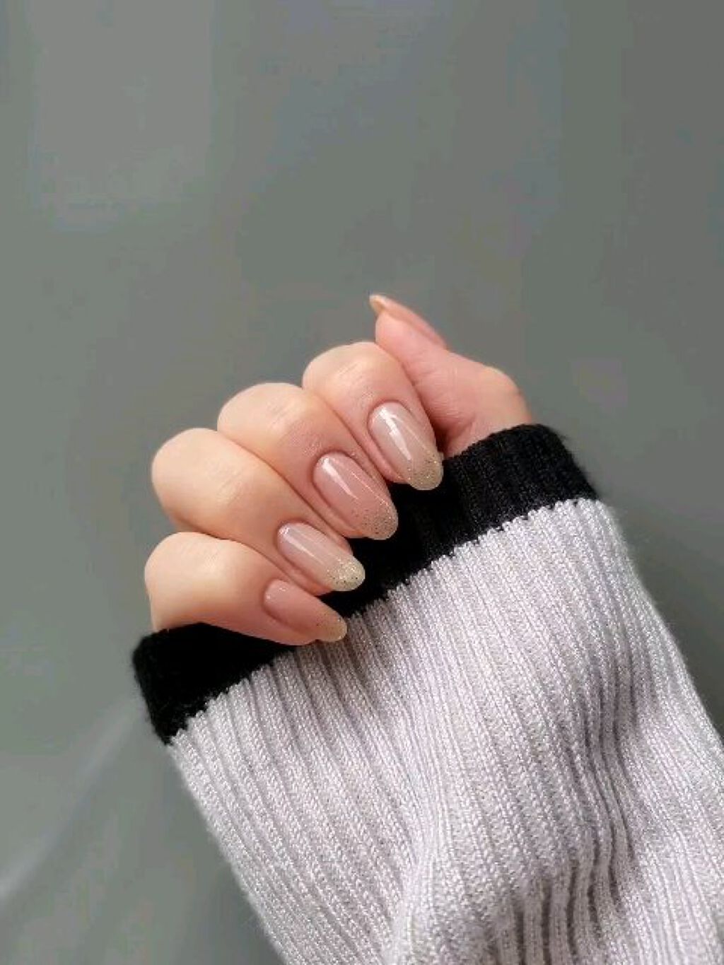 ネイルファンデーション/パラドゥ/マニキュアの動画クチコミ1つ目