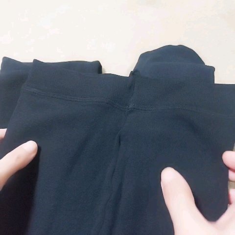 ダブルニットタイツ/ATSUGI/着圧ソックス・レギンスの動画クチコミ4つ目