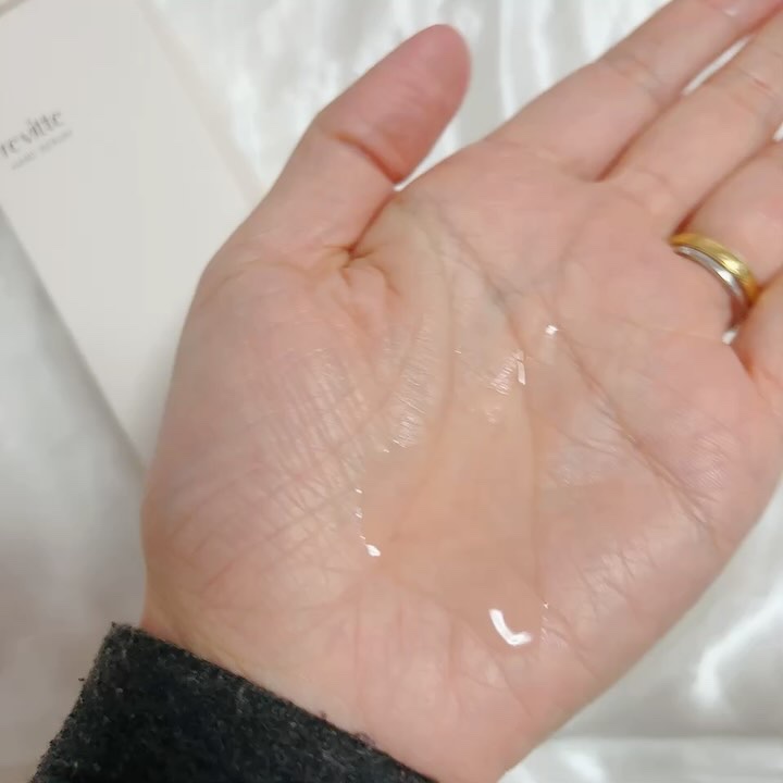 ハンド セラム クリーム /revitte/ハンドクリームを使ったクチコミ（3枚目）