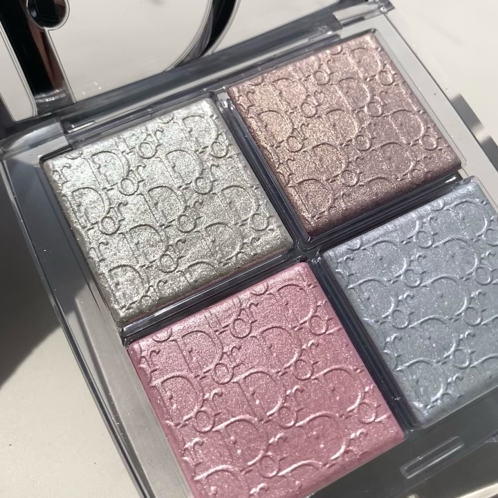 【旧】ディオール バックステージ フェイス グロウ パレット/Dior/ハイライトを使ったクチコミ（2枚目）