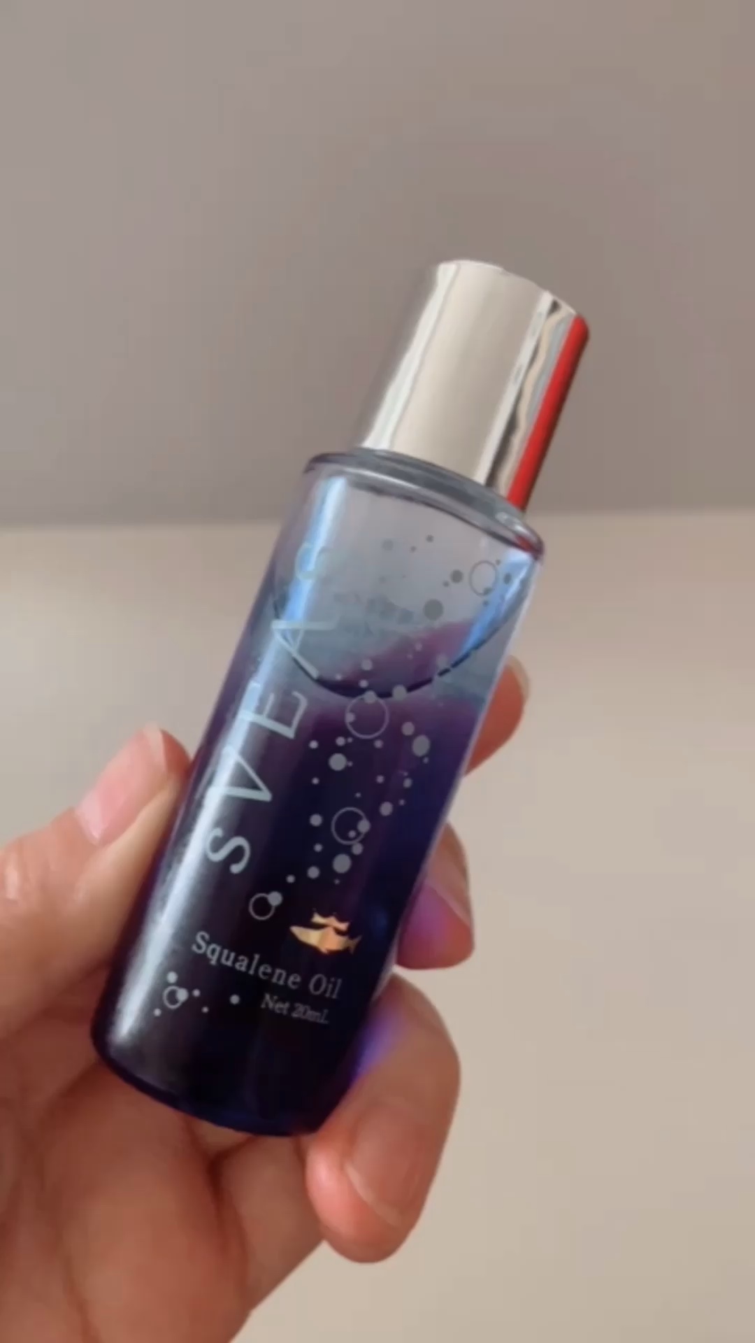 美容オイル（スクアレンオイル）/sVEAS/フェイスオイルの動画クチコミ1つ目