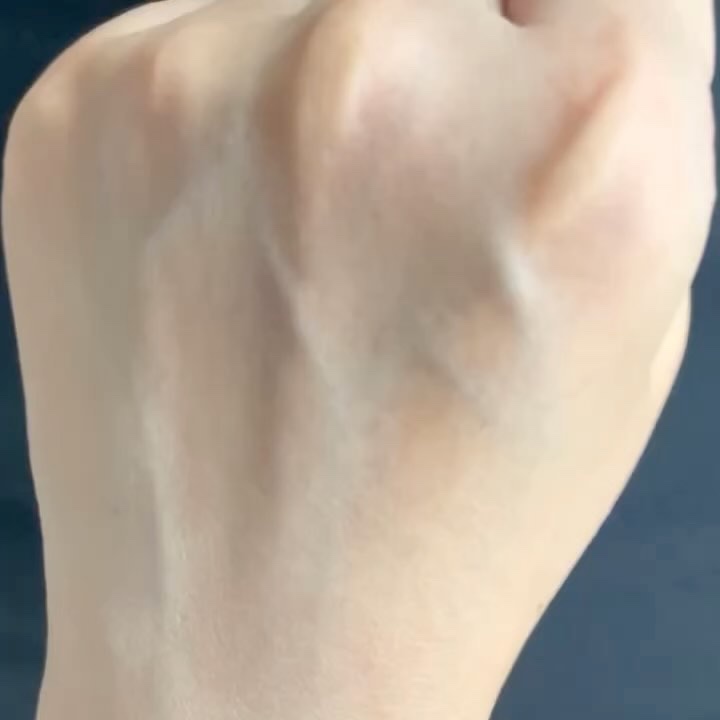 グロウクッションファンデーション/NUDIQUE/クッションファンデーションを使ったクチコミ（3枚目）