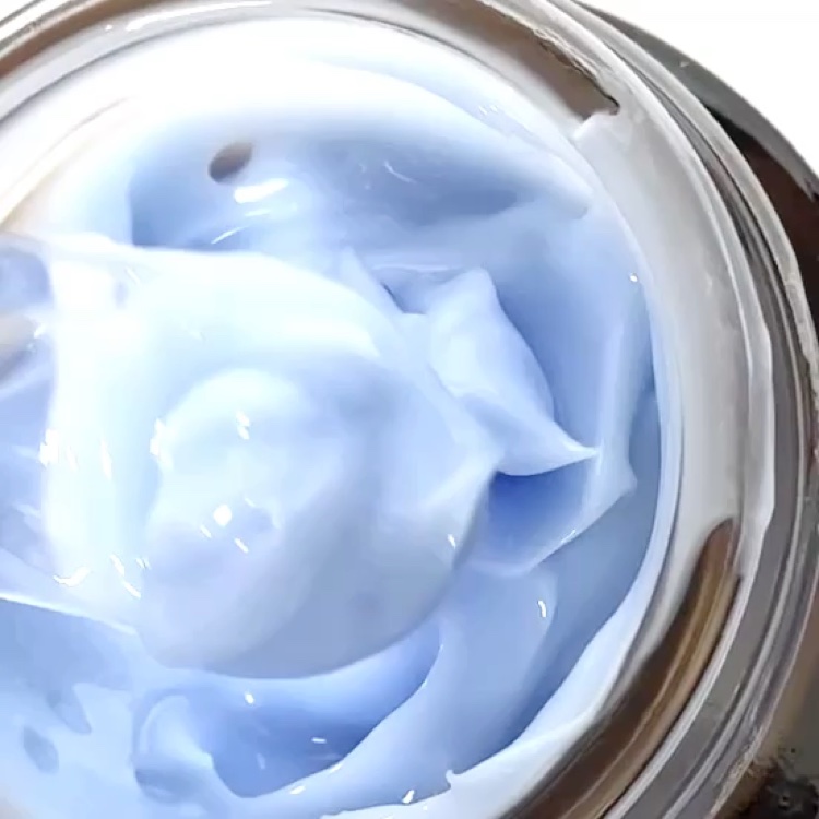 ミッドナイトブルーカーミングクリーム/Klairs/フェイスクリームを使ったクチコミ（3枚目）