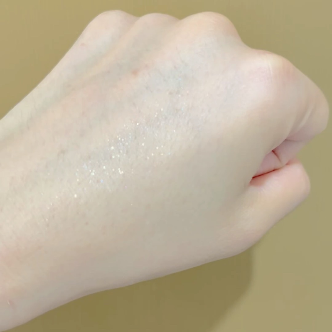 パラドゥ シングルアイシャドウ	/パラドゥ/単色アイシャドウの動画クチコミ3つ目