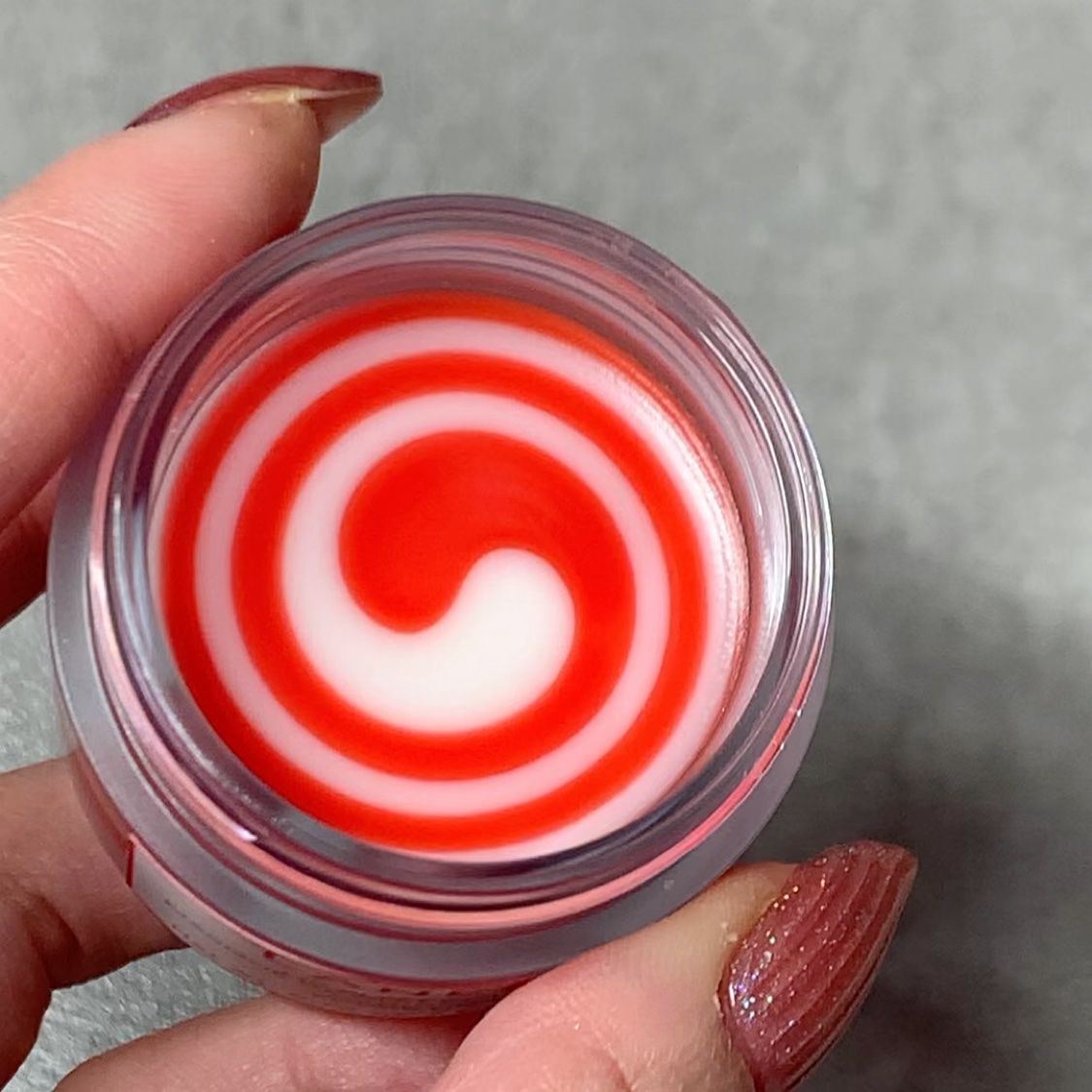 リップスリーピングマスク キャンディケイン/LANEIGE/リップマスクの動画クチコミ3つ目