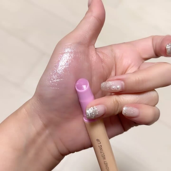 ハニーメルティングリップ/ネイチャーリパブリック/口紅を使ったクチコミ（3枚目）