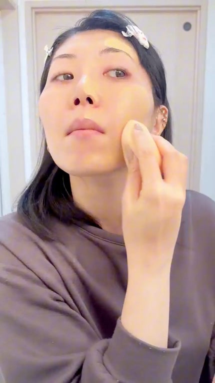 スキンフィット ファンデーション/LionWell(ライオンウェル)/リキッドファンデーションの人気ショート動画