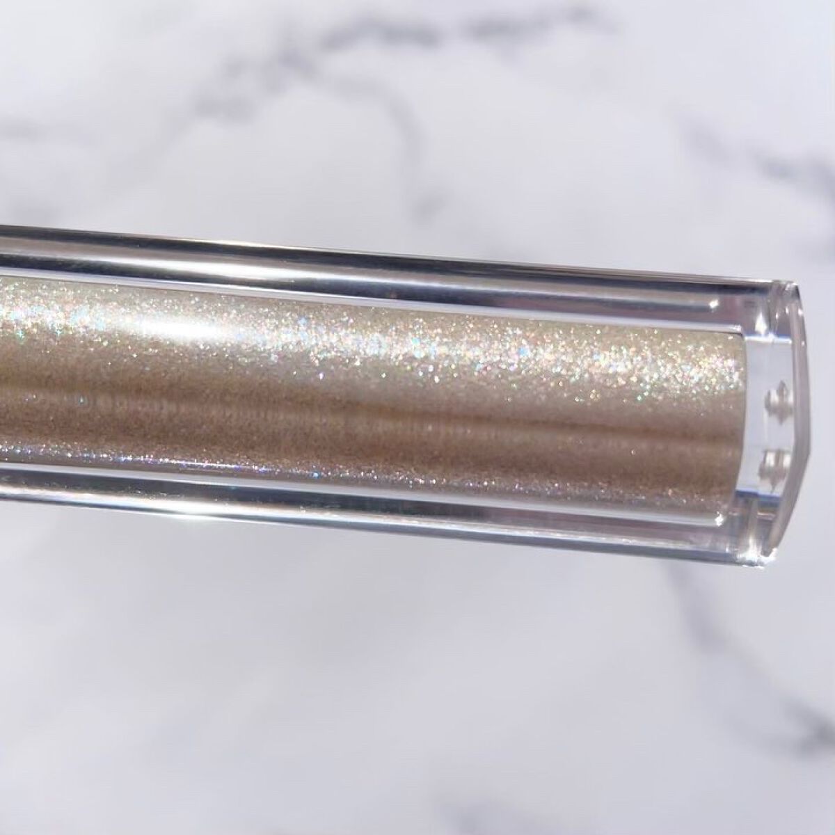 ライトキャッチャーリキッドグリッター/Flynn/グリッターを使ったクチコミ（3枚目）