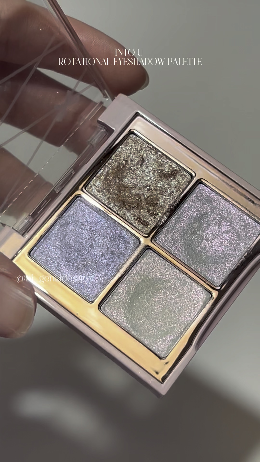 INTO U ローテーショナルアイシャドウパレット/INTO U/アイシャドウパレットの動画クチコミ2つ目
