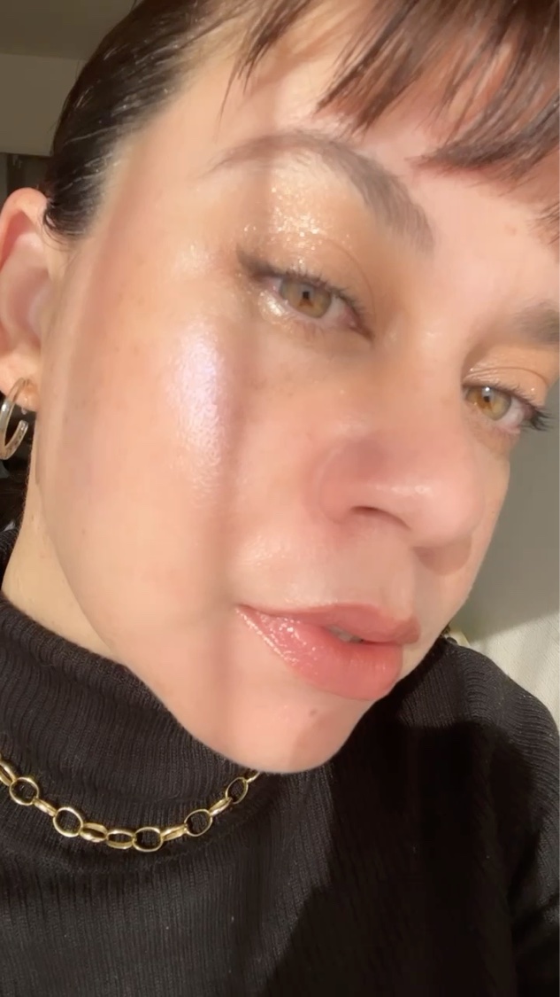 セラムフィット ボリューミング グロースティック/ByUR/ジェル・クリームチークを使ったクチコミ（3枚目）