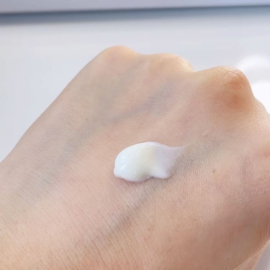 UVプロテクターモイスチャーサン/earfit/日焼け止めクリームの動画クチコミ5つ目