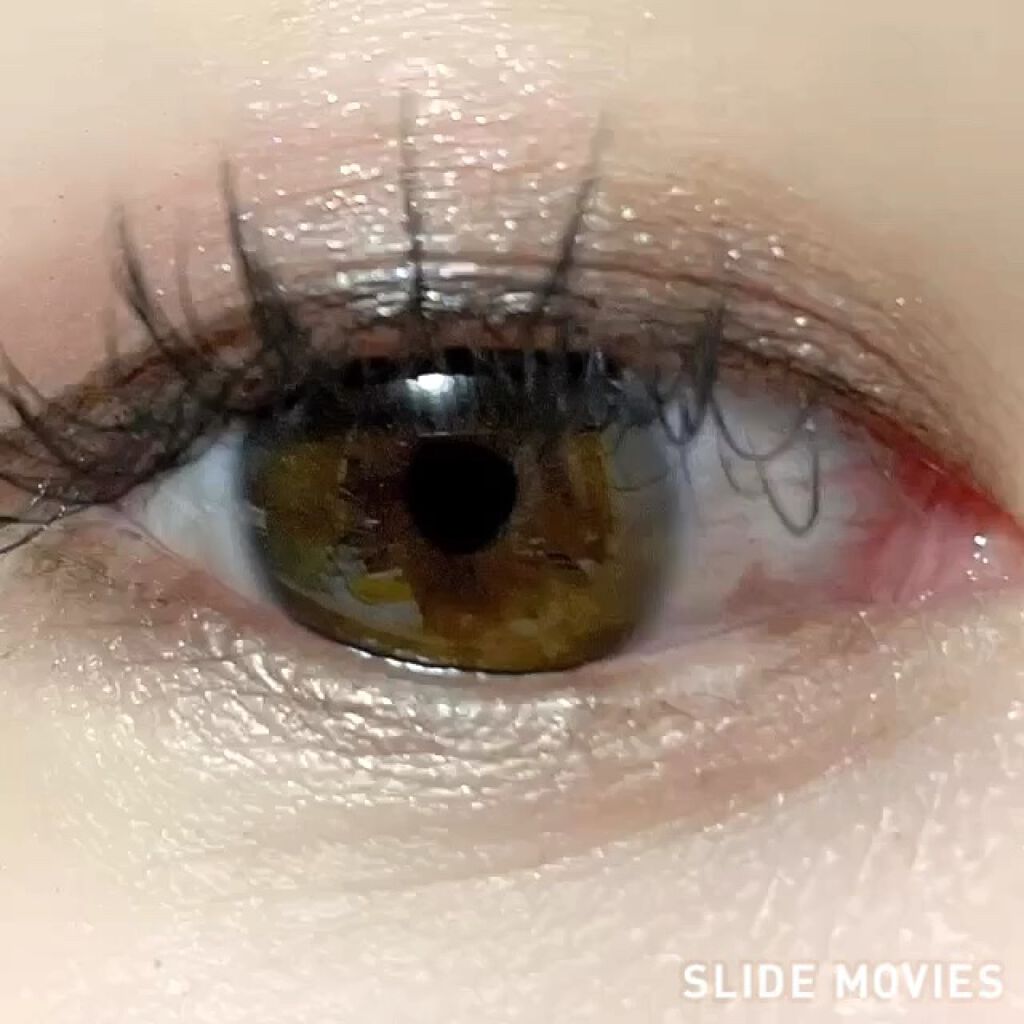 ダズルシャドウ エクストリーム/M・A・C/単色アイシャドウの動画クチコミ3つ目