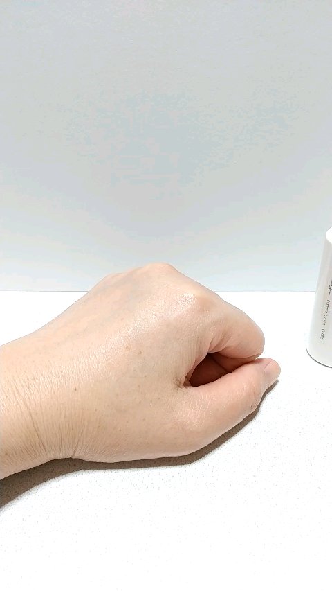 オルビス オルビスユー ドット エッセンスローションのクチコミ「⭐️⭐️⭐️☆☆
ペタペタ感が気になる🥺

#PR

オルビス
オルビスユー ドット エッセン.....」（2枚目）